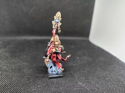 Warhammer Fantasy High Elf Mage (Painted) • $0.99