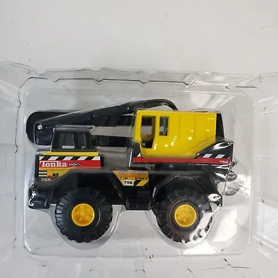 Maisto Tonka Hasbro Crane Construction 2001 #762914 New In Box • $16.98