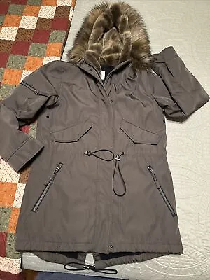 S/13 New York Parka Jacket Olive W/Faux Fur Hood Size Ladies Large PRE-OWNED • $39.95