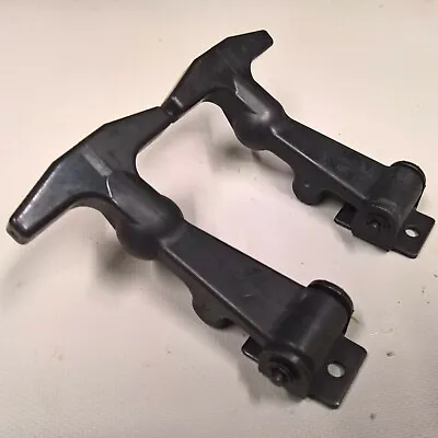 (2)Southco 37 Draw Latch Pull Type T Handle Boat Marine EMPD Rubber USA Gun • $12