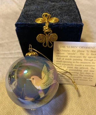 $10.80 • Buy Pier 1 LI BIEN Glass Christmas Ornament 2002 Peace Doves Blue Reverse Paint  BOX