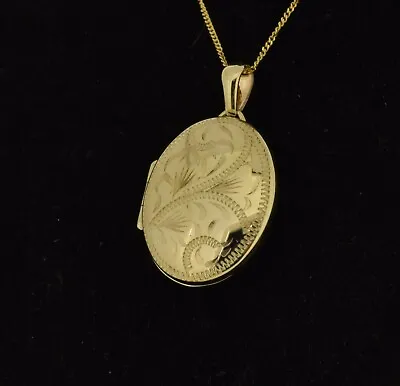 9ct Yellow Gold 21mm Oval Locket - With Hand Engraved Front • £150