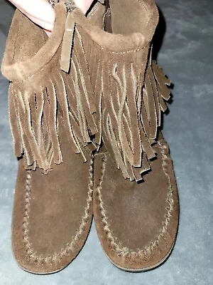 Minnetonka Leather Dark Brown Fringe Wedge Booties Womens Size 9 • $40