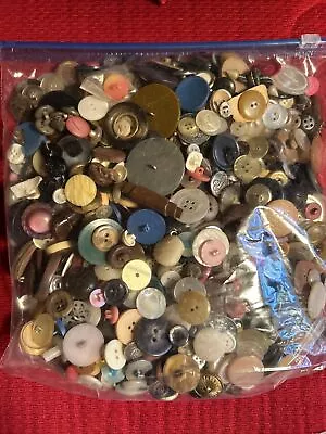 Large Mixed Lot Of 100s Of Vintage Buttons Metal Plastic Wood And Leather • $9.99