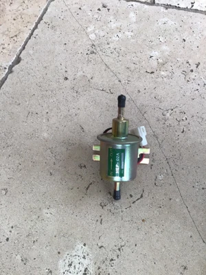 £10 • Buy 6v Fuel Pump
