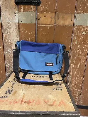 Eastpak Messenger Bag Shoulder Cross-Body Strap Blue Zip Closure Logo Expandable • £19.99