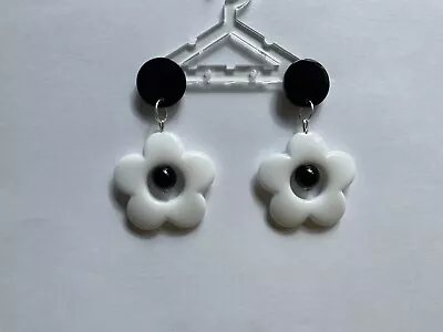 Long Drop 60’s Style White And Black Earrings • £5.25