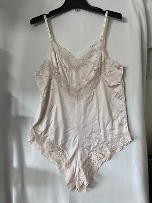 VTG MONTGOMERY WARD NYLON LACE TRIM PEIGNOIR Teddy 70s Lingerie One Piece Sz 38 • $19.95