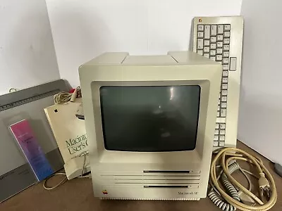 Vintage Apple Macintosh SE Model M5010 Computer Bag Keyboard Mouse & Accessories • $499.99