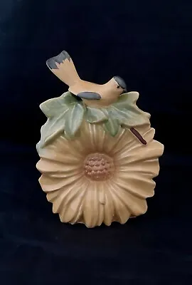 McCOY POTTERY 1949 Bird On A Flower Wall Pocket #710 • $40.07