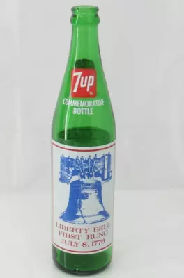 VTG 7up Commemorative Glass Soda Pop Bottle Liberty Bell  1776 1976 Bicentennial • $34.99