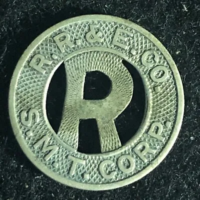 $9.99 • Buy R.R. & E. Co. S.M.T. Corp. (Roanoke, VA) One Zone Fare Transit Token 16mm Scarce