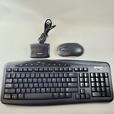 Microsoft Desktop 700 Wireless Keyboard And Mouse Full Size Bundle - Black • $10