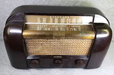 Vintage RCA Victor Model 66X1 Table Model Plastic Tube Radio C. 1946 P/R • $19.99