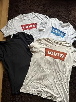 4 X Levi’s Cotton Logo T-shirts Men’s Bundle  • £10