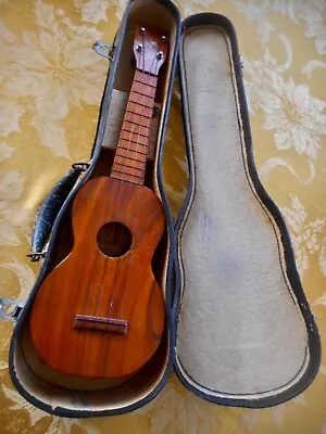 Vintage Paul F Summers Soprano Waikiki Koa Ukulele 1940 • $550