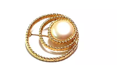 Monet Brooch Gold Tone Circular With Faux Pearl Pin Signed Vintage 1 3/4 Inches • $24.59