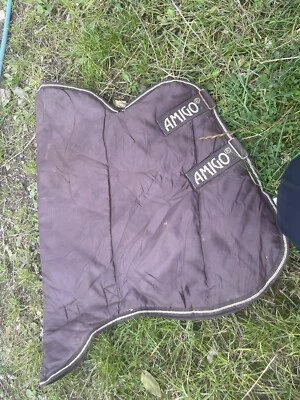 £5 • Buy Horse Wear Amigo Stable Rug Neck 250g Brown