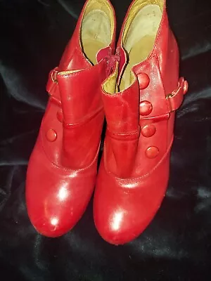 Miz Mooz SILAS Red Leather Ankle Boots Sz 8 Zippers Stacked Heel Buttons • $50.99