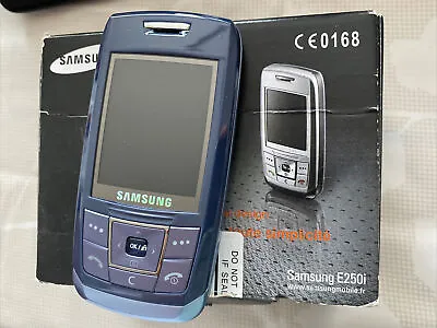 Samsung SGH E250i - Crystal Blue Mobile Phone *Read Desc Plz* • £10.99