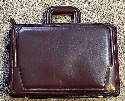 Vtg AVENUES Burgundy/Maroon/Cordovan Leather Retractable Handle Briefcase Bag • $23.99