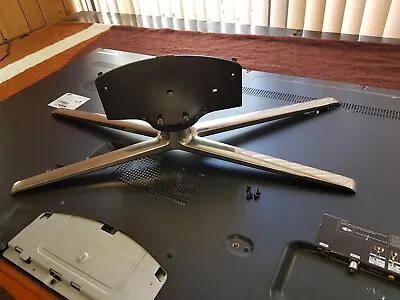 Genuine Samsung Ua55c6900 Stand & Screws • $69