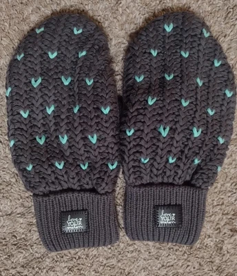 $9.97 • Buy Love Your Melon Women's Knit Mittens L/XL Gray Chunky Cable T