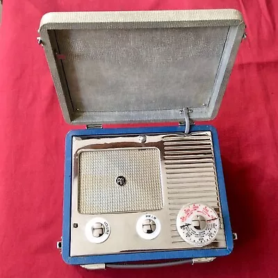 Vintage 1950s Portable 4 Valve Radio ReceiverPYE P114BQ JEWEL CASERetroChrome • £10