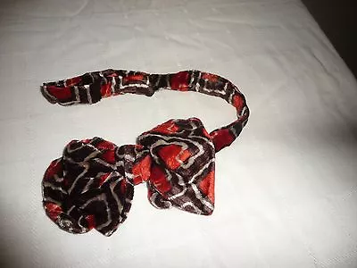 #616/RR Antique Vtg BLACK  Maroon & White Design VELVET Fabric BOW TIE  • $7.99