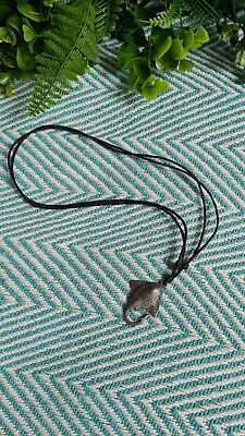 £4 • Buy Mens Womens Stingray Metal Pendant Necklace On Black Cord