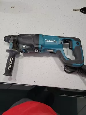 Makita HR2641 1 SDS AVT Rotary Hammer • $100