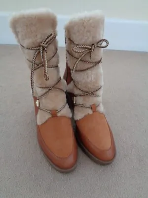 Russell & Bromley 'yeti Dryleks' Tan Heeled Ankle Boots - Size 7 (40) • £125