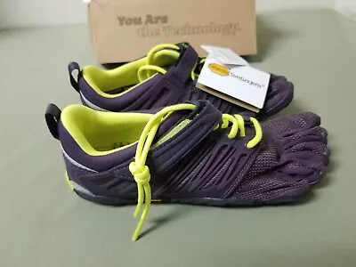 New Vibram Five Fingers Womens V-Train Cross Training Shoes.    17W6606 • $42.95