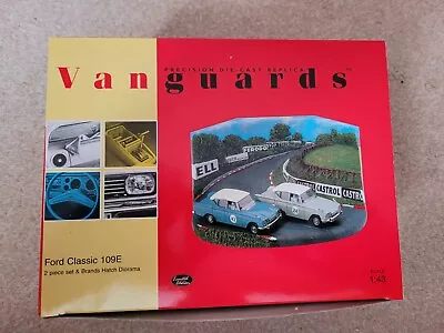 Vanguards RD1002 Ford Classic 109E 2 Piece Set & Brands Hatch Diorama • £50