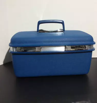 Vintage 1960 Beauty Makeup Train Case Blue Samsonite Saturn II Key Mirror Tray • $58