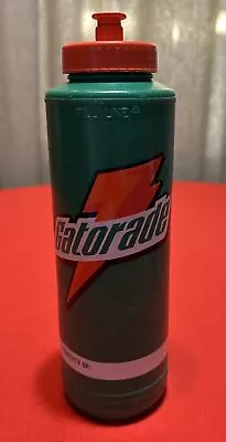 Throwback Retro GATORADE 32 Oz Plastic Squeeze Sports Bottle Vintage Logo • $20