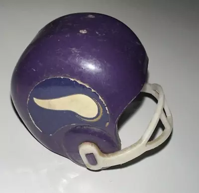Old Minnesota Vikings Hard Plastic Vending Mini Gumball Nfl Football Helmet Opi • $11.99