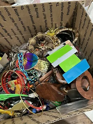 Vintage Modern Costume Estate JEWELRY LOT Tangle Broken Wearable Unsorted Lbs • $52