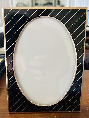 Vintage Black Gold Tone Striped Metal Oval Picture Frame 1980s Art Deco Style • $24.99