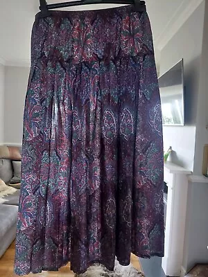 Women's Vintage LIBERTY PLUS Wool Paisley Floral Skirt • £10