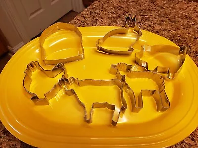 LOT Of 6 METAL COOKIE CUTTERS - FARM ANIMALS & BARN ~SUPER CUTE - EXC COND • $12.50