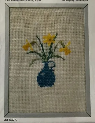 Daffodils 1980s Haandarbejdets Fremme Mini Cross Stitch Kit 3.5x4.75”  Denmark • $18