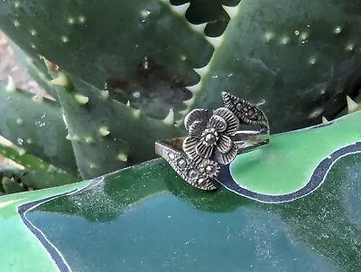 Sterling Silver Marcasite Flower Ring Size 5 1/2 • $15