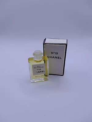£19.99 • Buy Chanel No 19 Eau De Parfum 4ml Miniature Vintage Women’s Fragrance Boxed