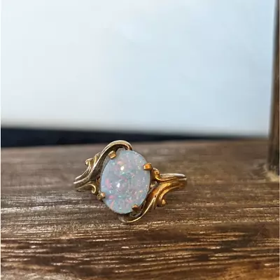 Vintage 10K Gold Filled Oval Opal Ring Sz 5.5 • $40