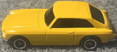 Matchbox 1971 MGB GT Coupe Yellow Loose • $1.79