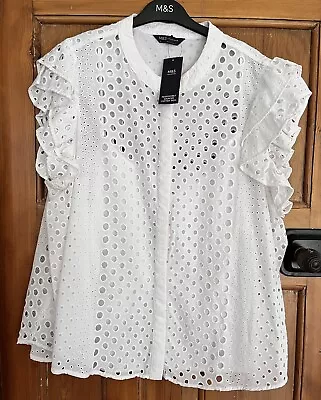 Woman’s M&S White Broderie Anglaise Blouse With Cami Size 22 • £16