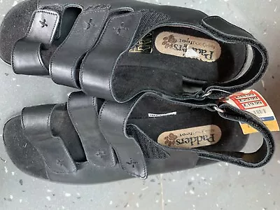 Padders Feel Good Feet  Black  Sandals Size 7 BNWT • £15