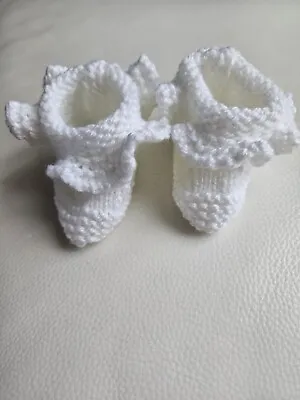 Hand Knitted Ruffle Frill Baby Booties  New White Size Newborn  • £3