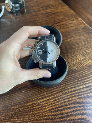 $650 • Buy Oakley Gearbox Watch Polished Chrome W Blk And Tan Dial